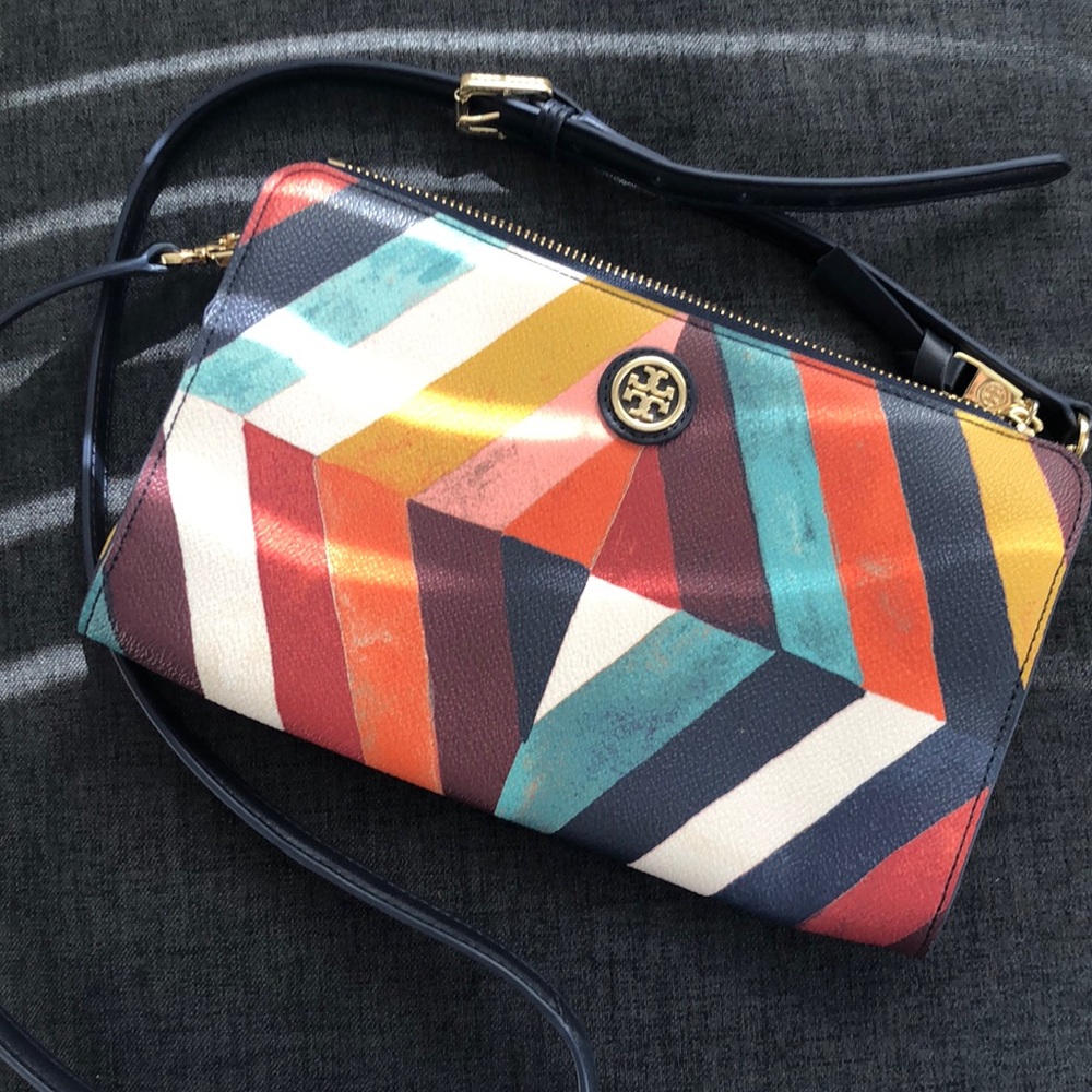 Tory Burch Kerrington Diamond Crossbody
